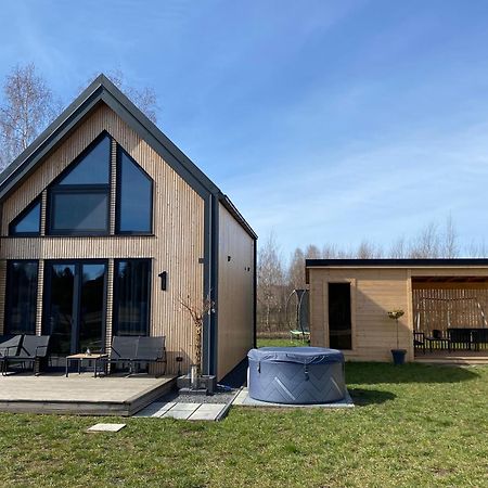 Mazurska Stodola Na Polwyspie Pilchowskim Pilchy Exterior foto